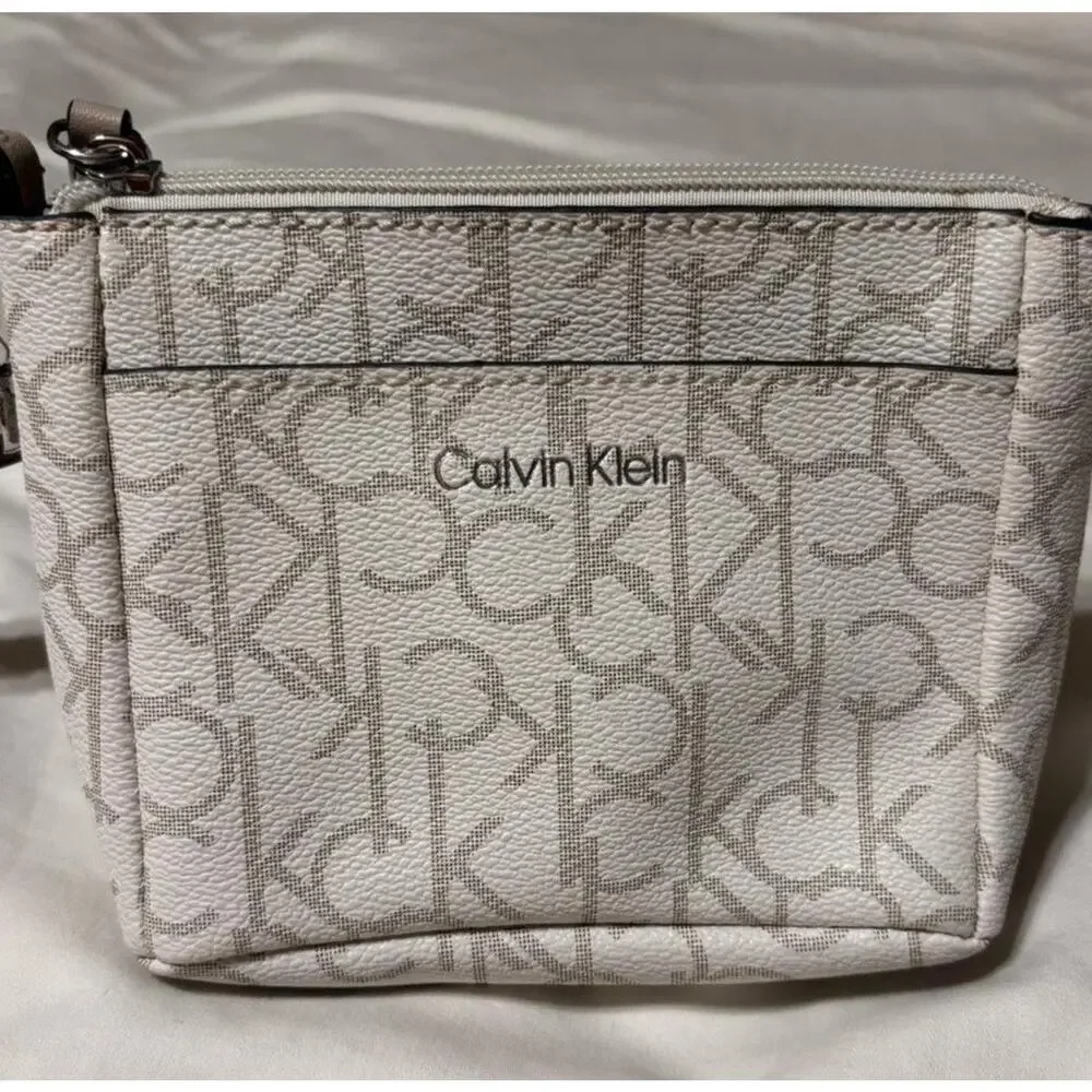 Calvin Klein Monogram Wristlet Pouch Cream Beige Zip Top Mini Bag Wallet Purse￼